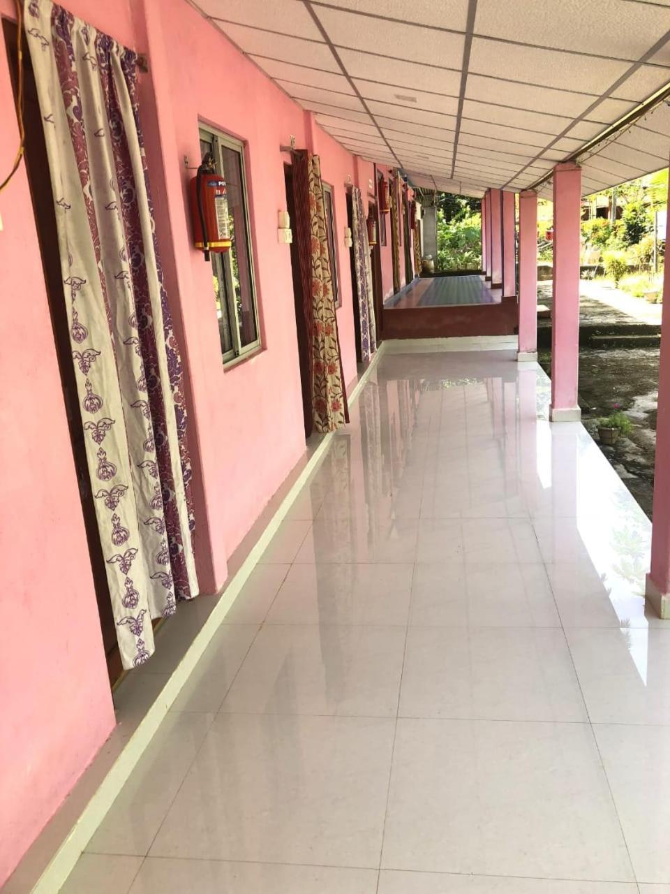 Blue Bird Residency Hotel Lakshmanpur ภายนอก รูปภาพ